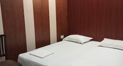 Hotel Alka Room Type - Alka AC Room Common Bath