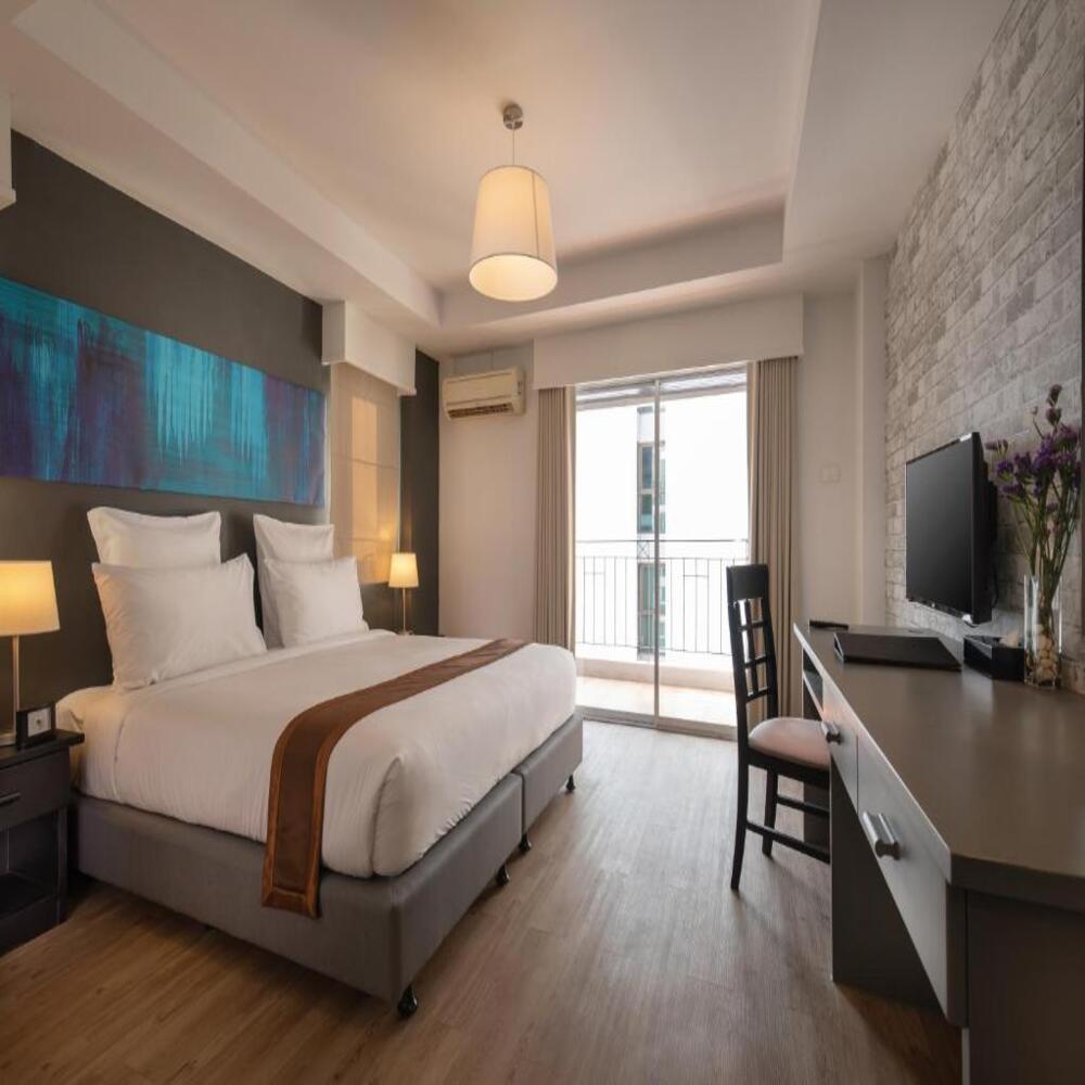 Journeyhub Pattaya Central - myPartner Selection - Tap to explore photos