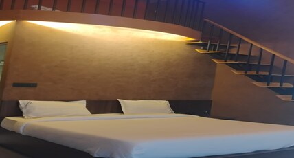 WINTEL WILD Room Type - Bunker Room