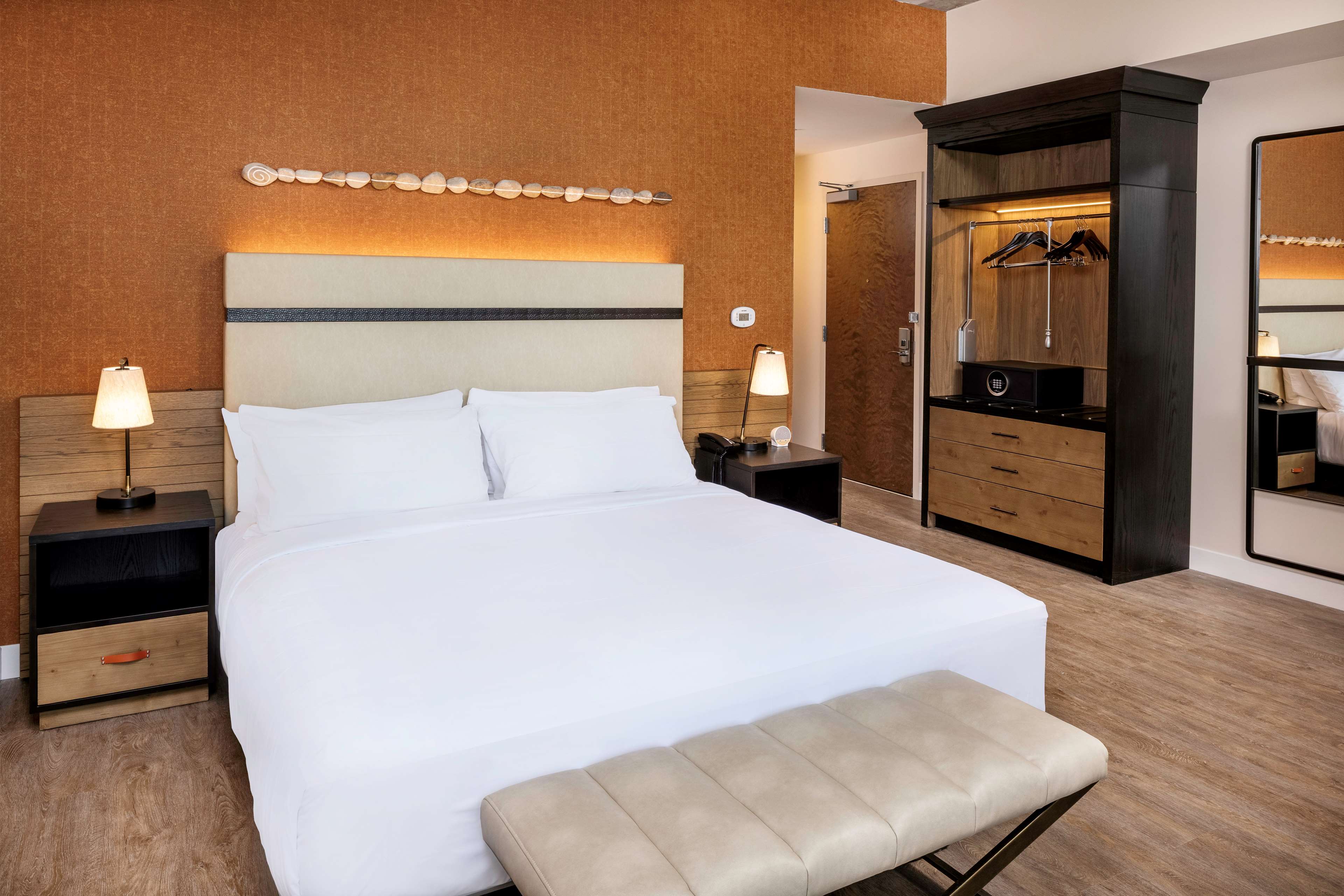 Hotel Melby Downtown Melbourne Tapestry Collection by Hilton - Tap to explore photos