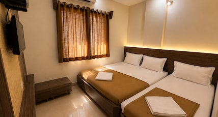 Hotel Sai GRK Room Type - Deluxe Double Bed Non-A.C Room. ,near shri saibaba samadhi temple Hotel Sai GRK Room Type - Deluxe Double Bed Non-A.C Room. ,near shri saibaba samadhi temple