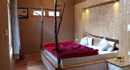 Offbeat Abodes - Tirthan Valley | Homestay Room Type - Orchard Side Cottage