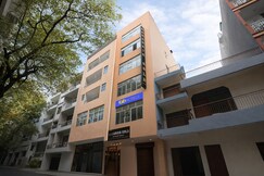 FabHotel Maharaja Gold