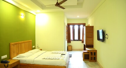 Green hill hotel  Room Type - Deluxe
