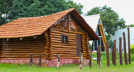 Green Infinity Resort Room Type - Wooden House With Garden View