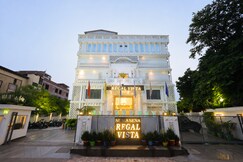 Surasena Regal Vista