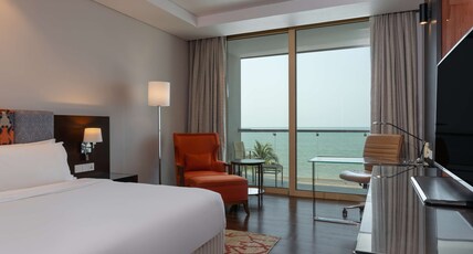 Radisson Blu Hotel, Conakry Room Type - Premium Room - Balcony - Ocean View