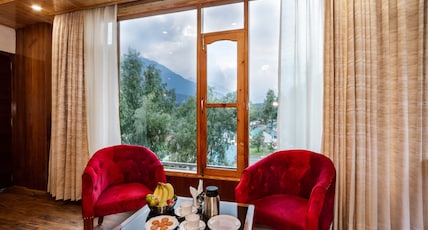 Hotel Suryansh Regency Room Type - Luxury Room (With Private Balcony and Mountain View) Hotel Suryansh Regency Room Type - Luxury Room (With Private Balcony and Mountain View)