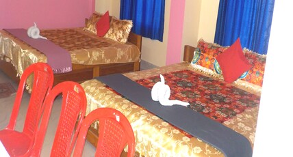 HOTEL PARADISE Room Type - AC STANDARD ROOM WITH 2 NOS. KING SIZE BED