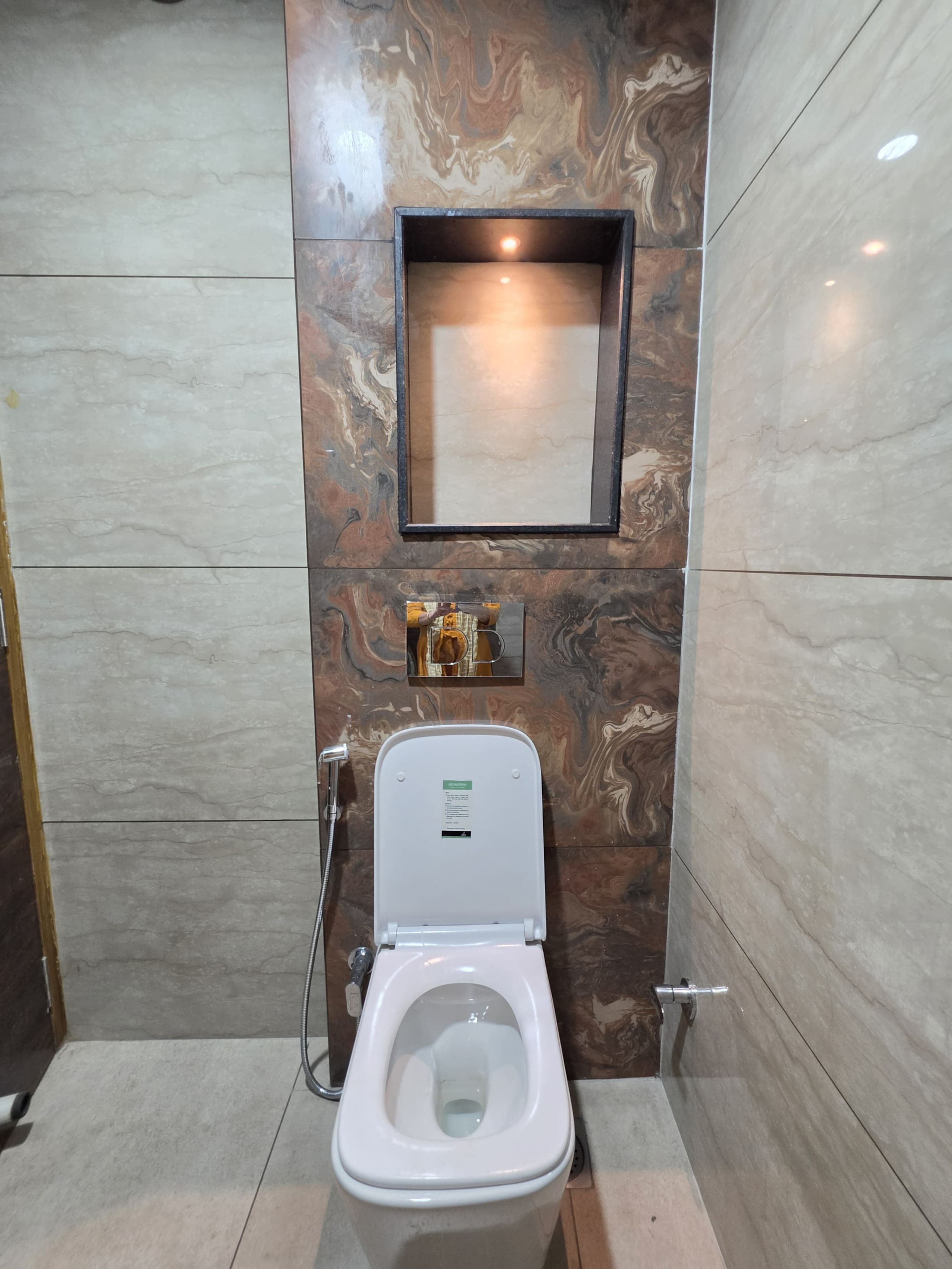 Luxury 2BHK with stunning jaipur skyline view - Tap to explore photos