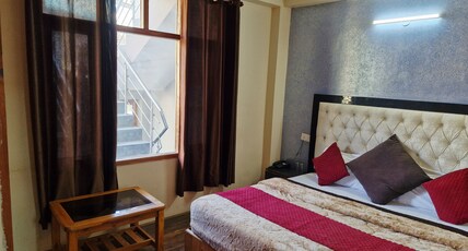 Apple Villa Manali Room Type - Ridge room 3
