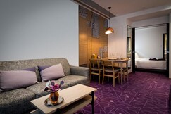 Hotel Purple