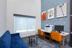 Holiday Inn Express Cleveland Northwest, an IHG Hotel