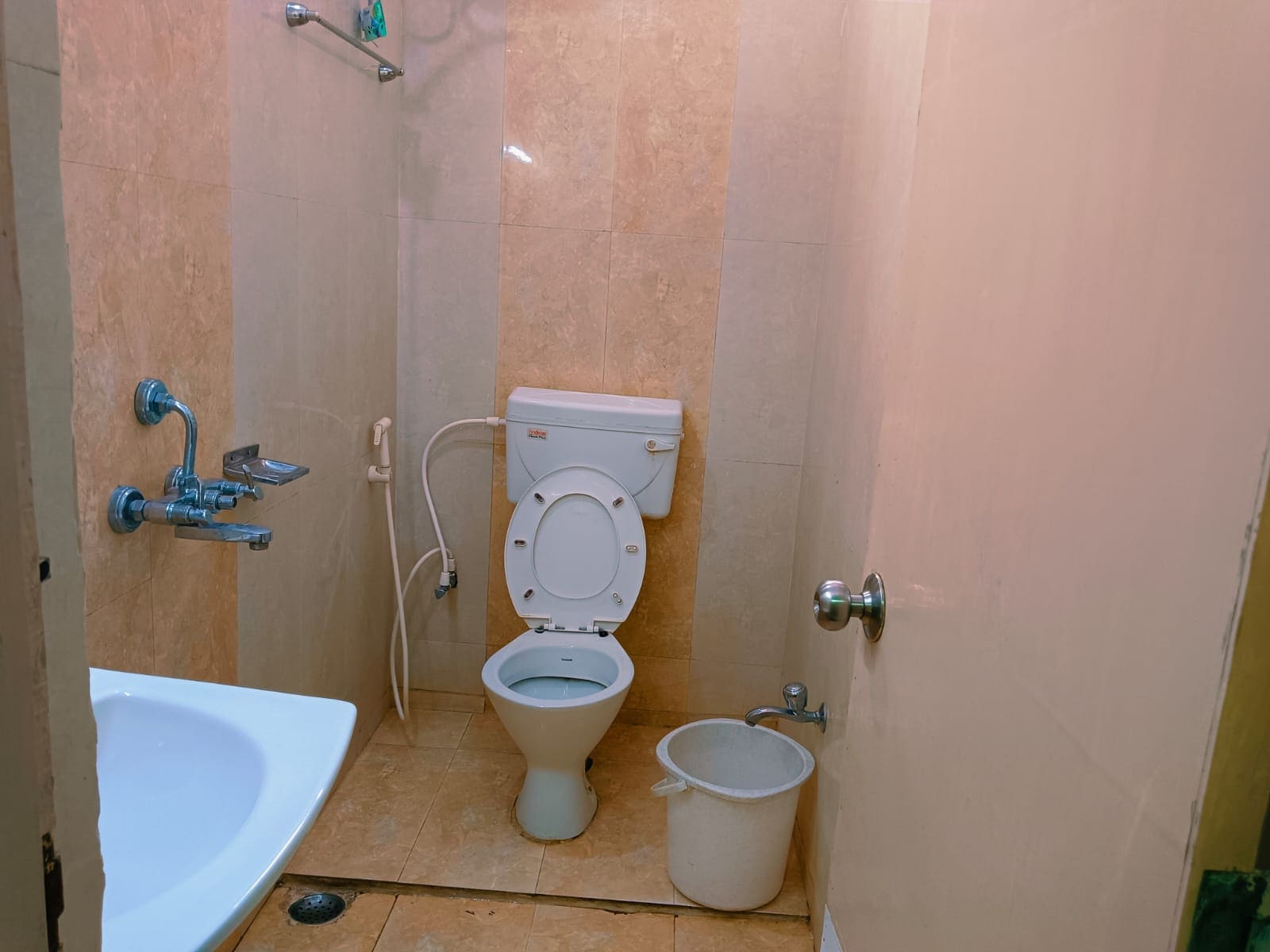 HOTEL SWARNA VILLA - Tap to explore photos