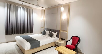 Hotel Nand Palace Room Type - Superior Room