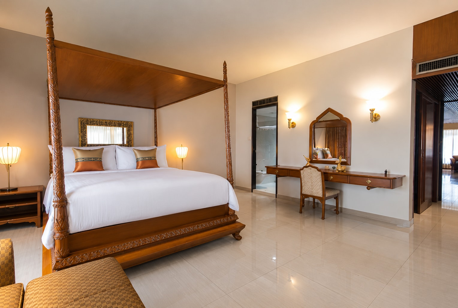 Indra Regent Hotel - Tap to explore photos