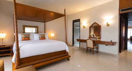 Indra Regent Hotel Room Type - Junior Suite