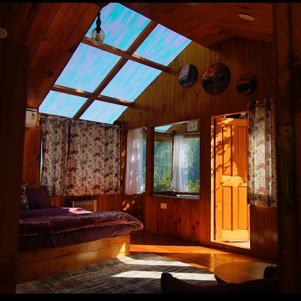 Ikigai | Twillight Glass Cabin with Jacuzzi - Tap to explore photos