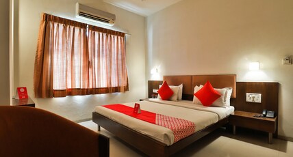 Hotel President Inn By Sky Stays Room Type - Classic A/C Room