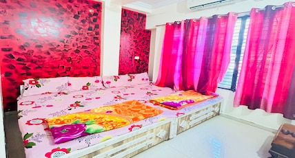 Sanskar Guest House Room Type - DOUBLE BED WITH BALCONY Sanskar Guest House Room Type - DOUBLE BED WITH BALCONY