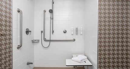 Home2 Suites by Hilton Kitchener Room Type - 1KG HEARING ACC STUDIO