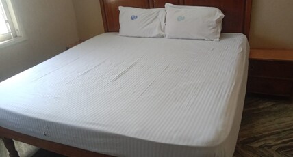 MADHUSHINI AC BOARDING & LODGING Room Type - Budget Double Room