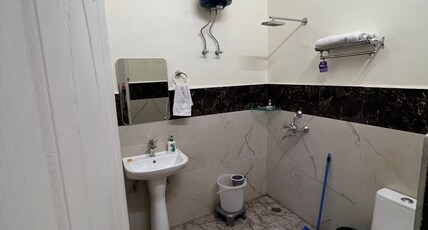 Tosh Dorms and Rooms Room Type - Double Room