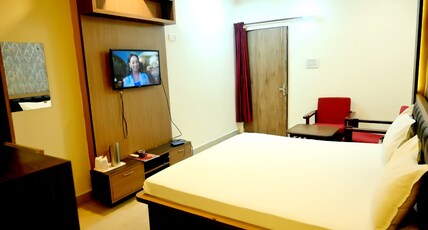 Hotel Kanishka Room Type - Deluxe Room