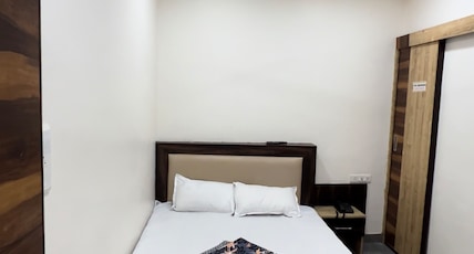LA MONTEE BnB Room Type - Deluxe Ac Room (AC For Night Only)