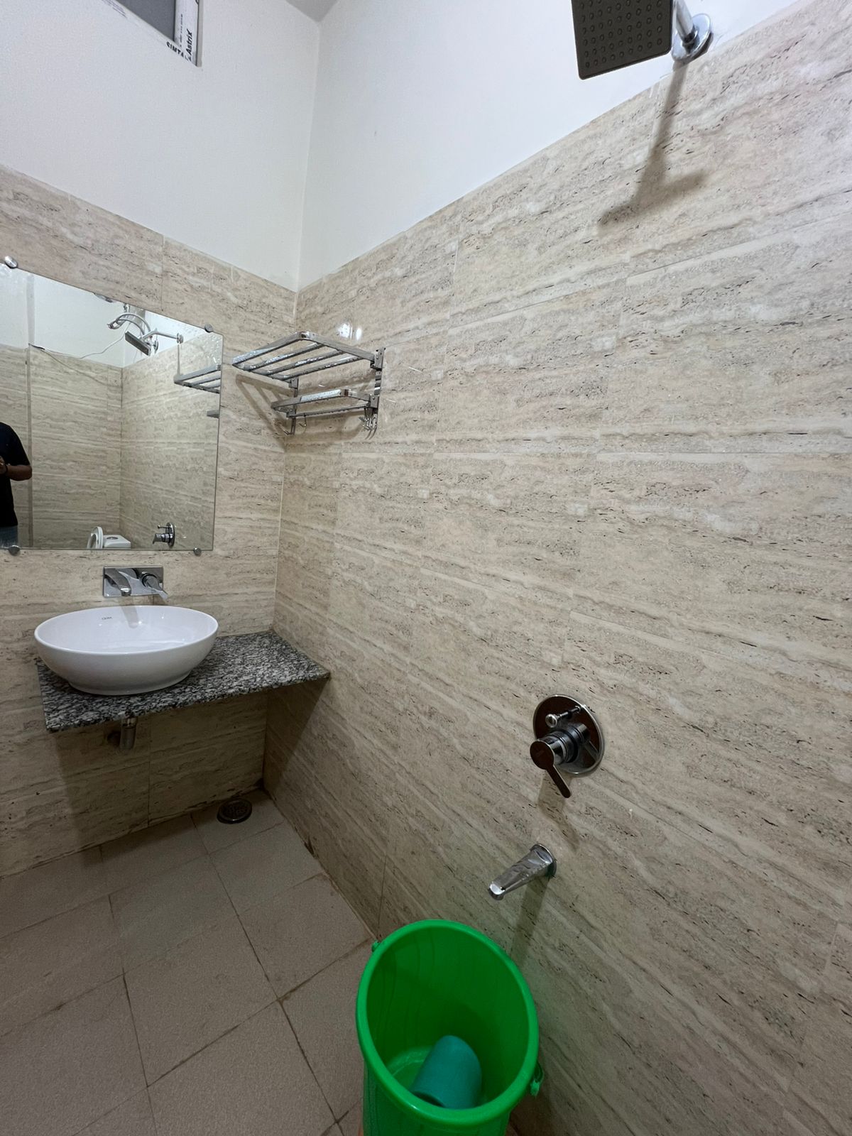 Unnati Paying Guest House | Near Kal Bhairav Temple - Tap to explore photos