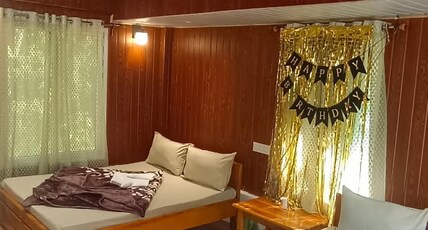 Rock and river cottages and camping Room Type - Bedroom 1