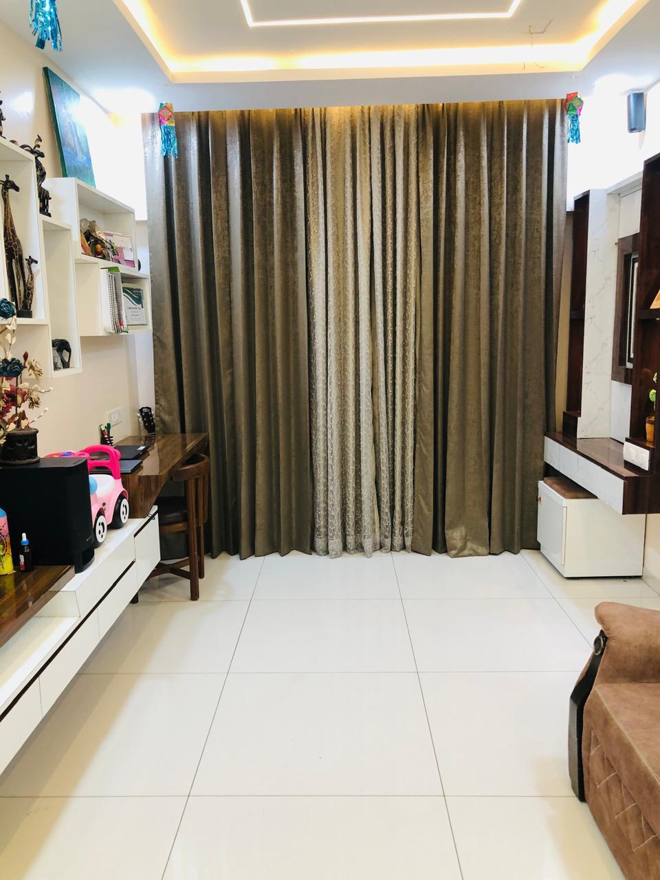 Stylish 1BHK with premium comfort stay - Tap to explore photos
