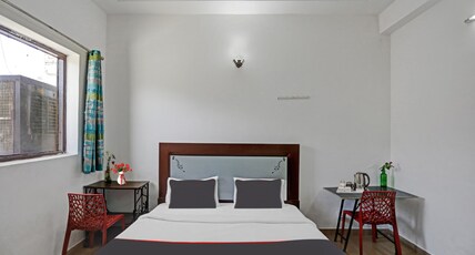 Super Hotel Naveen Stay Room Type - Classic