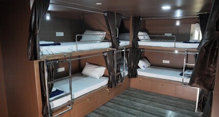 PRARTHANA RESIDENCY Room Type - 8 Bed Group Stay AC Dormitory Room