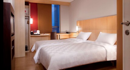 ibis Jakarta Senen Room Type - Standard 2 Single Beds