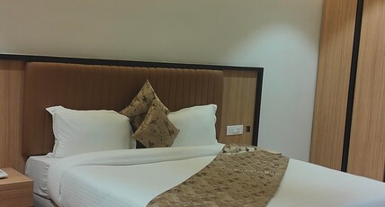 Solitaire Resort Gonda Room Type - PREMIUM ROOM