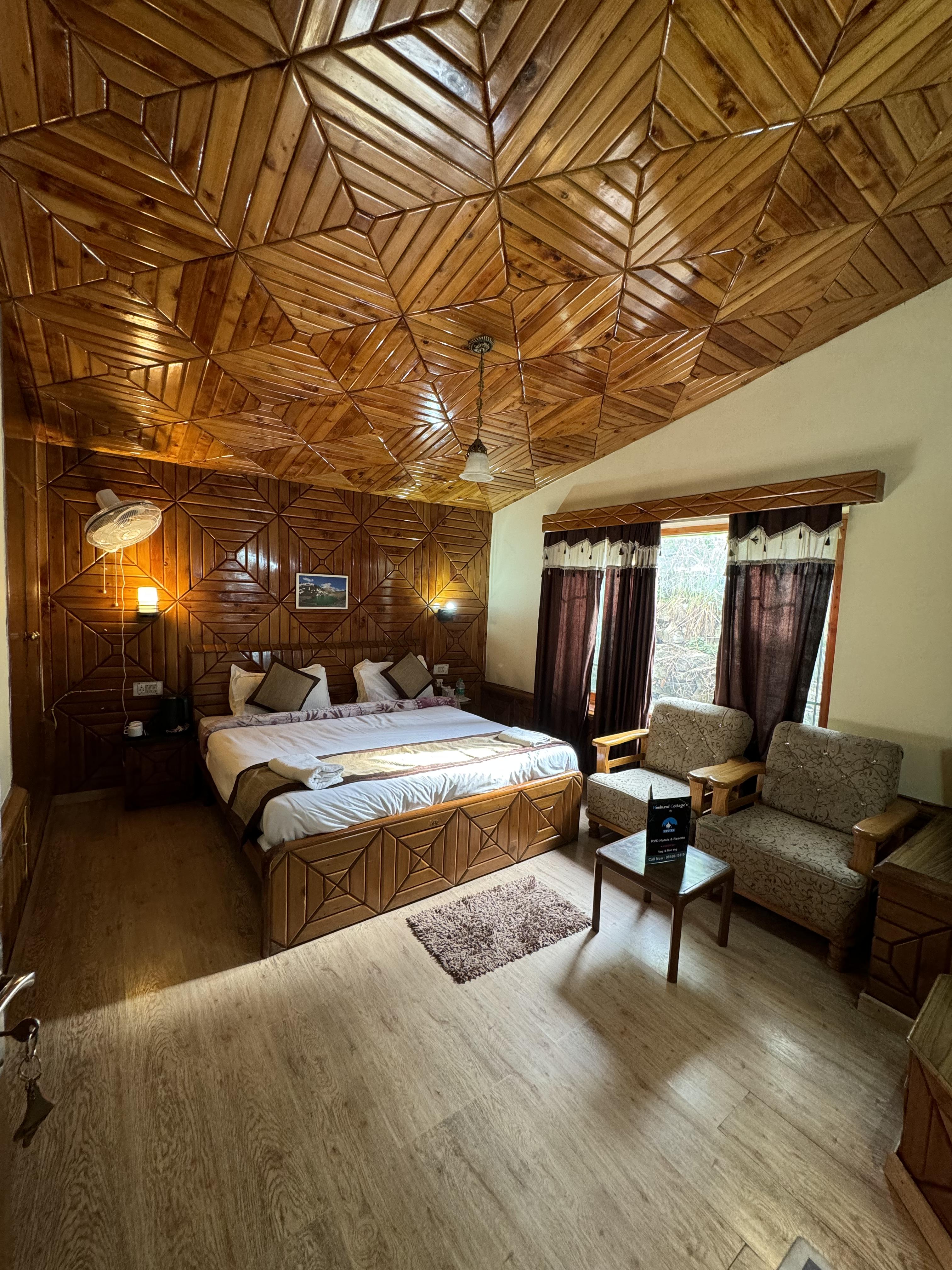 Himkund Cottages Manali - Tap to explore photos