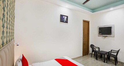 Hotel O Paradise Room Type - Classic