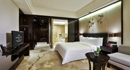 Crowne Plaza CHENGDU PANDA GARDEN Room Type - 1 King Standard Accessible