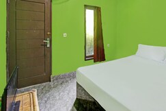 Hotel O Ashooy HomestayNearWisata Desa sedau