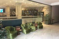 Supreme Hotel