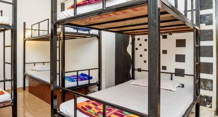 The Bucket List Hostel Room Type - FEMALE DORM- AC 6 BED ENSUITE DORM