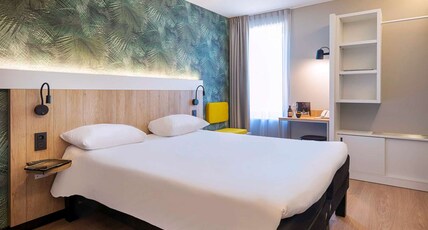 ibis Brussels Waterloo Room Type - Room with 1 double bed or twin beds ibis Brussels Waterloo Room Type - Room with 1 double bed or twin beds