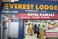 Everest Lodge