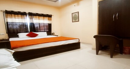 Hotel The Bliss Home Stay Room Type - Deluxe Single AC Room