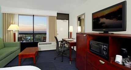 Hampton Inn Cocoa Beach Room Type - KING,SOFABED,BALC,VIEW,N S