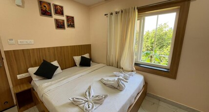 Sai Somu Inn | Near Fire Station Square Room Type - Deluxe Room