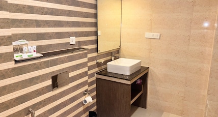 GK PALACE  PURE VEG HOTEL Room Type - Executive room