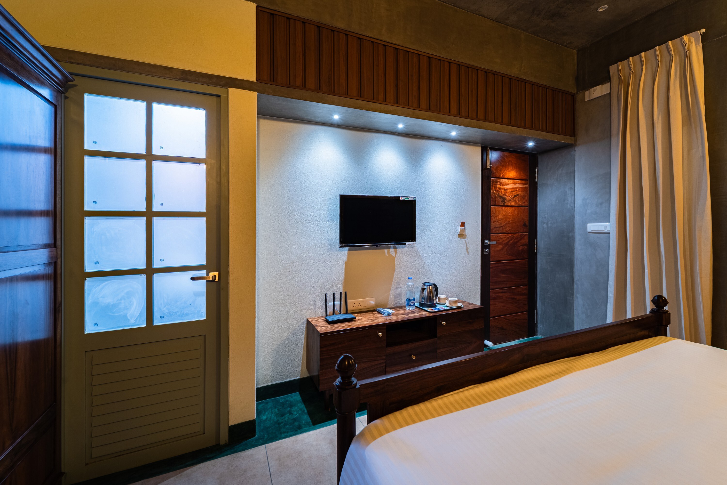Savana Guest House - Tap to explore photos