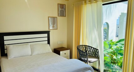 Laguna Blu Beach Villa Room Type - Deluxe Double Room - Partial Seaview